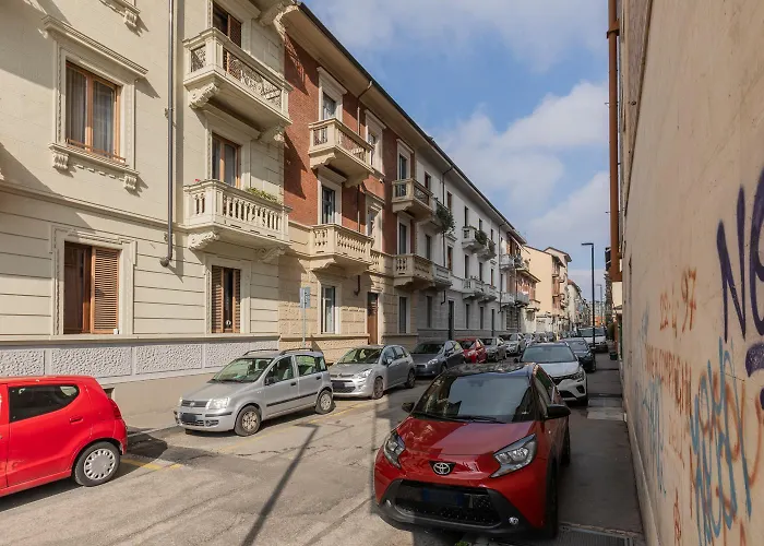 Apartment La Casa Dei Colori By Wonderful Italy Turin